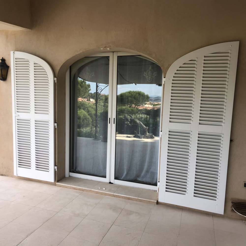 rhoenindustrie-fensterlaeden_referenzen-villa-st-tropez11